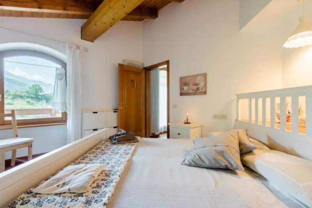 Ca Ulivi Bed & Breakfast Ala Exterior photo