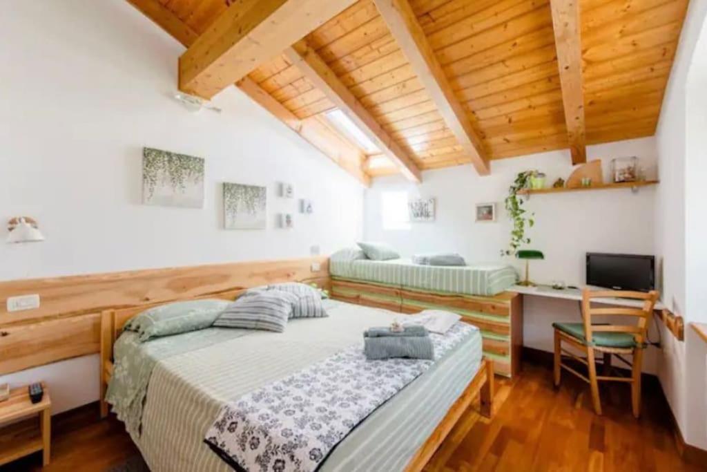 Ca Ulivi Bed & Breakfast Ala Exterior photo